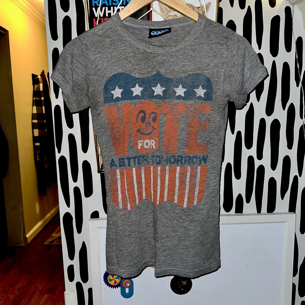 Vintage - Vote Tee by Junkfood